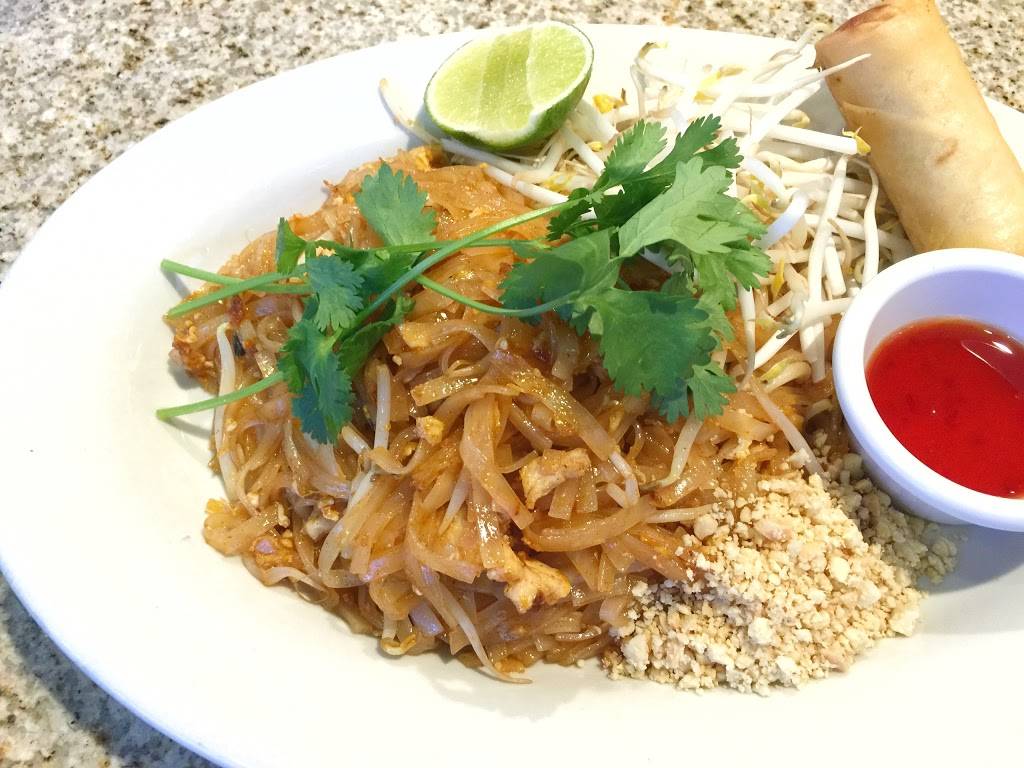 Ing Doi Thai Kitchen | restaurant | 28072 Bouquet Canyon Rd, Saugus, CA 91350, USA | 6612639888 OR +1 661-263-9888