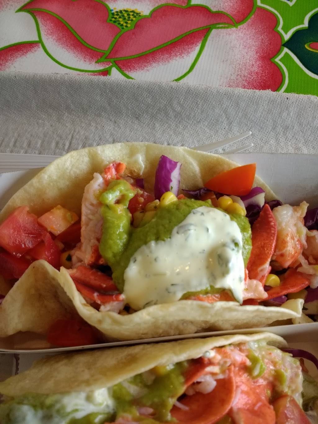 Pool Lobster at Goldthwaites | restaurant | 3 L.B. Orcutt Blvd, Biddeford Pool, ME 04006, USA | 2072845000 OR +1 207-284-5000