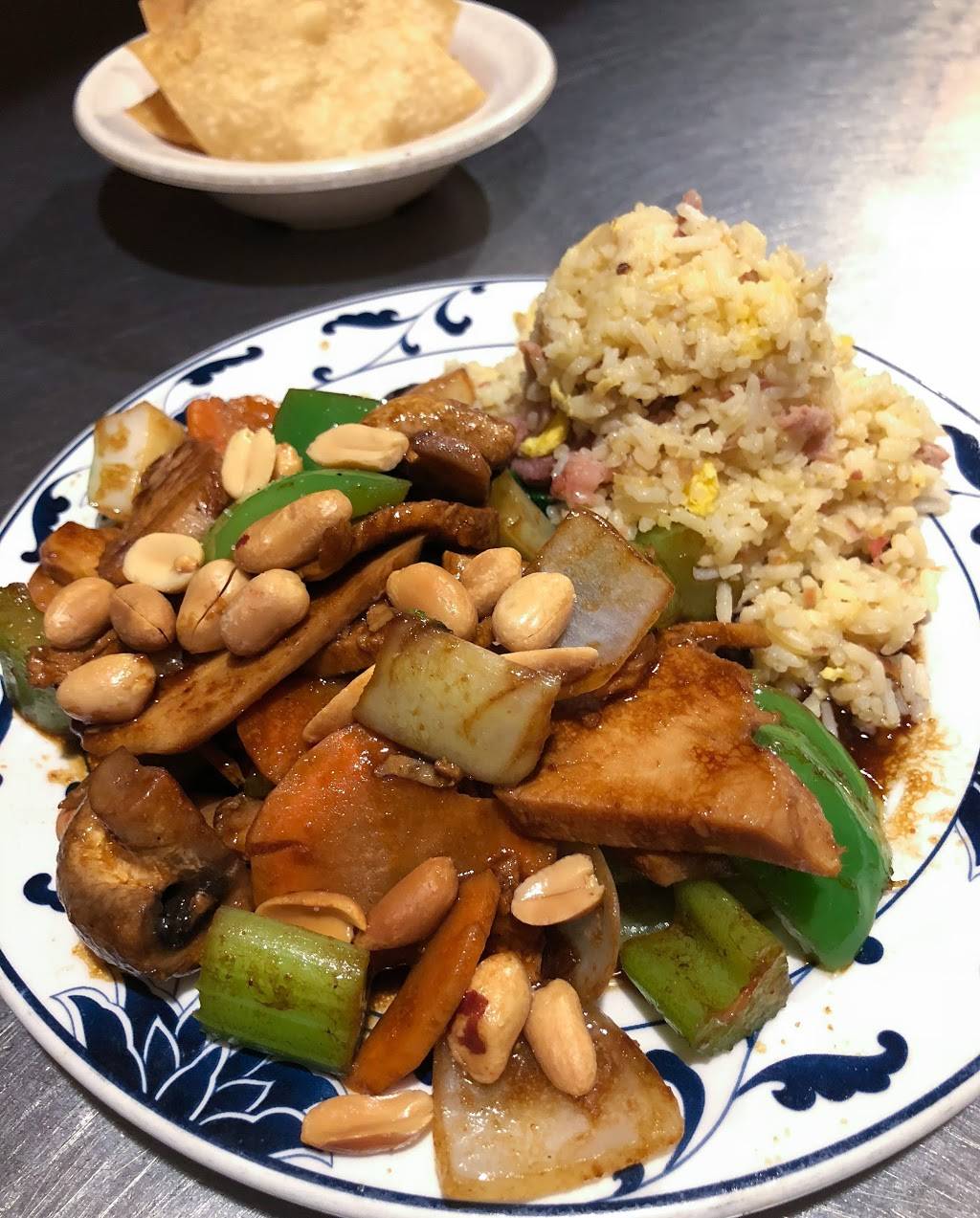 Hung Fong Chinese Restaurant | restaurant | 3624 Broadway St, San Antonio, TX 78209, USA | 2108229211 OR +1 210-822-9211