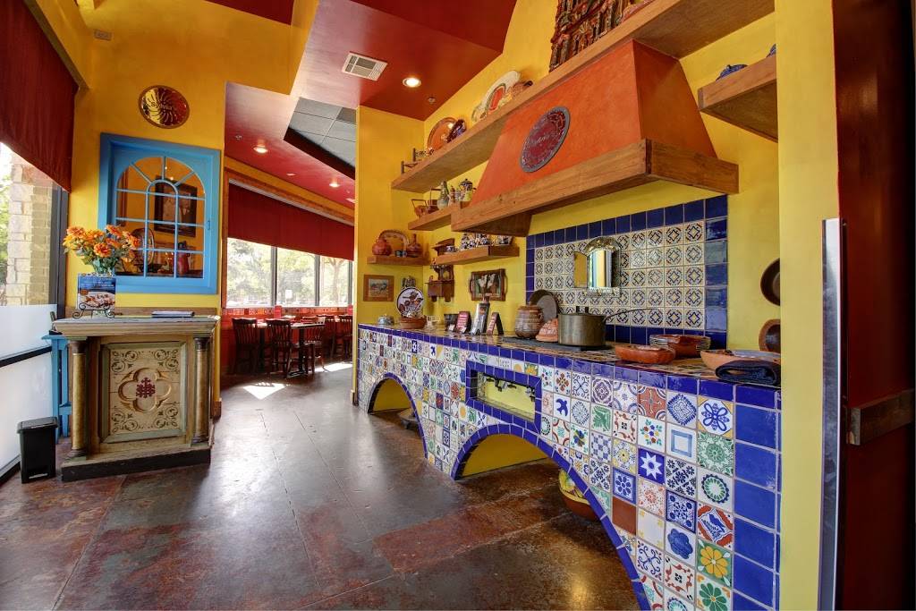 Sylvias Enchilada Kitchen | restaurant | 1140 Eldridge Pkwy, Houston, TX 77077, USA | 8322303842 OR +1 832-230-3842