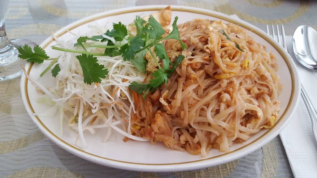 Emerald II Thai Cuisine | restaurant | 27227 Pacific Hwy S, Federal Way, WA 98003, USA | 2539412022 OR +1 253-941-2022