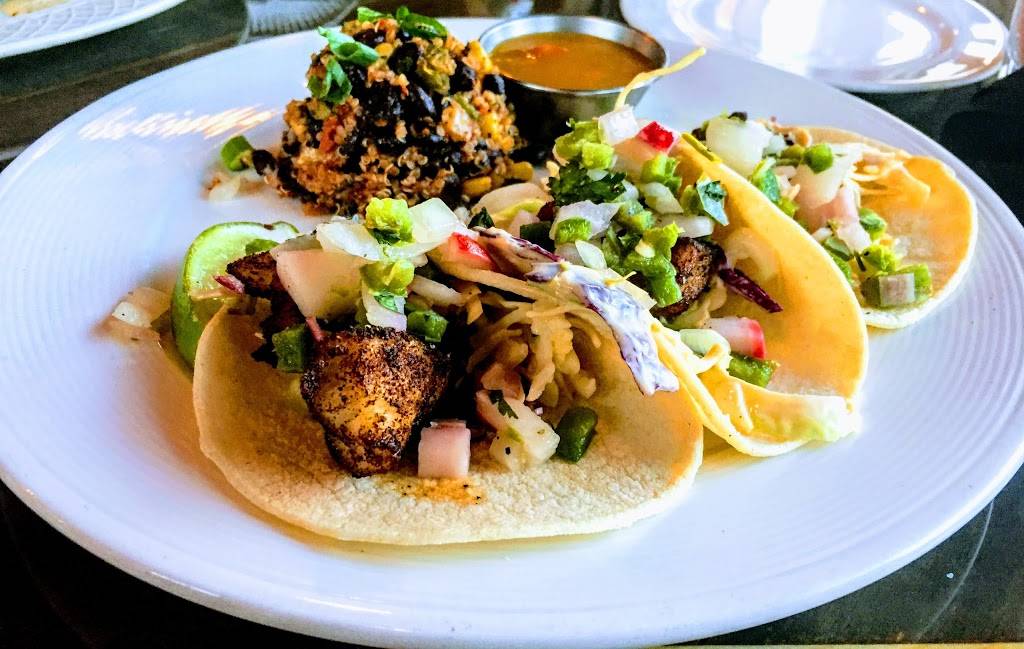 The Social Bar and Grill | restaurant | 1715 Dock St, Tacoma, WA 98402, USA | 2533013835 OR +1 253-301-3835