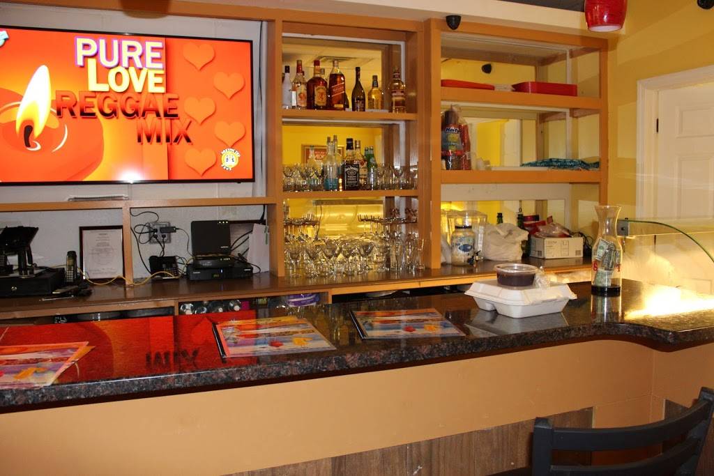 Tropical Island Lounge | night club | 288 N Main St, Spring Valley, NY 10977, USA | 8455170729 OR +1 845-517-0729