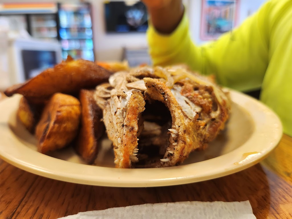 Jamaican and Honduran Restaurant | restaurant | 3991 Pontchartrain Dr, Slidell, LA 70458, USA | 9852017273 OR +1 985-201-7273