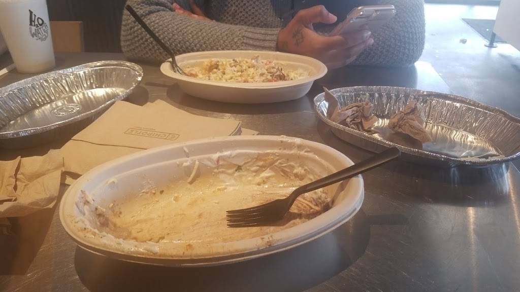 Chipotle Mexican Grill | restaurant | 5001 S Cooper St Ste 125, Arlington, TX 76017, USA | 8175220012 OR +1 817-522-0012