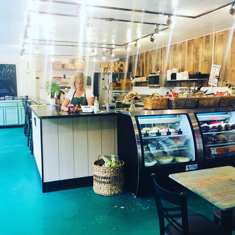 Anita Deli Sandwich | restaurant | 348 Jefferson St, Savannah, GA 31401, USA | 9122394167 OR +1 912-239-4167