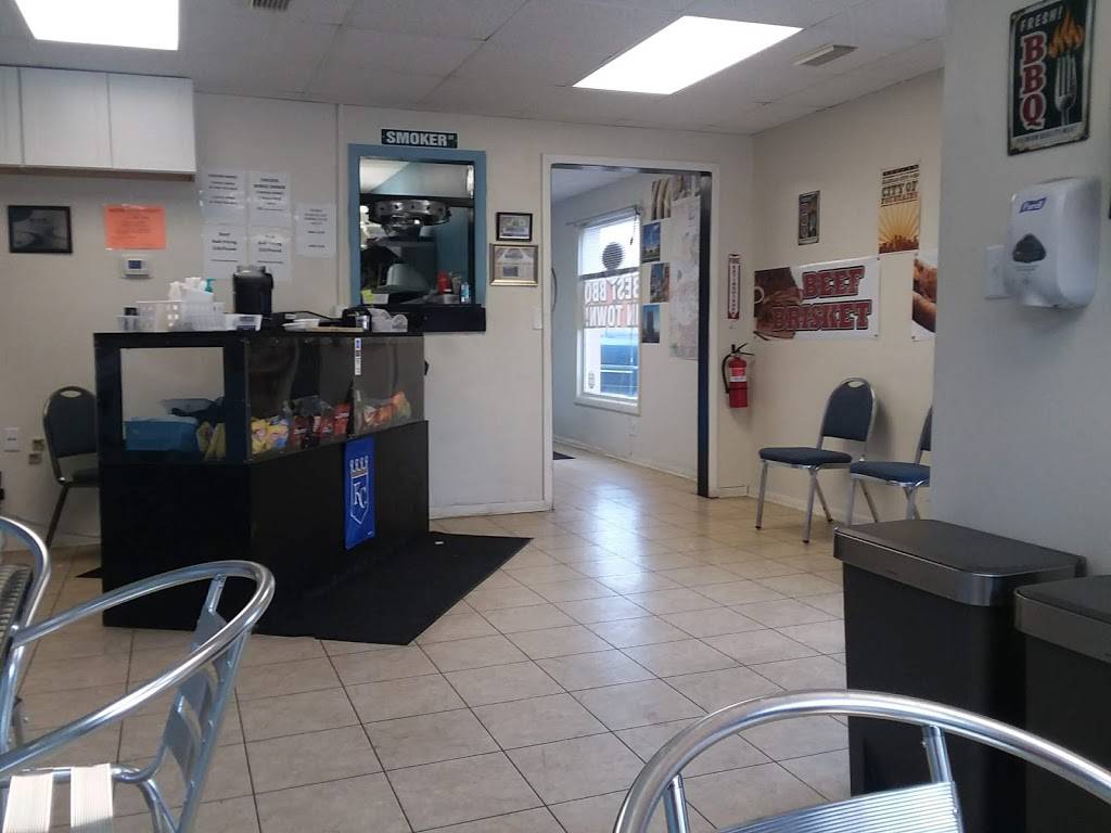 Kansas City Barbeque Pit | restaurant | 2645 N Oakland Ave, Decatur, IL 62526, USA | 2172206090 OR +1 217-220-6090