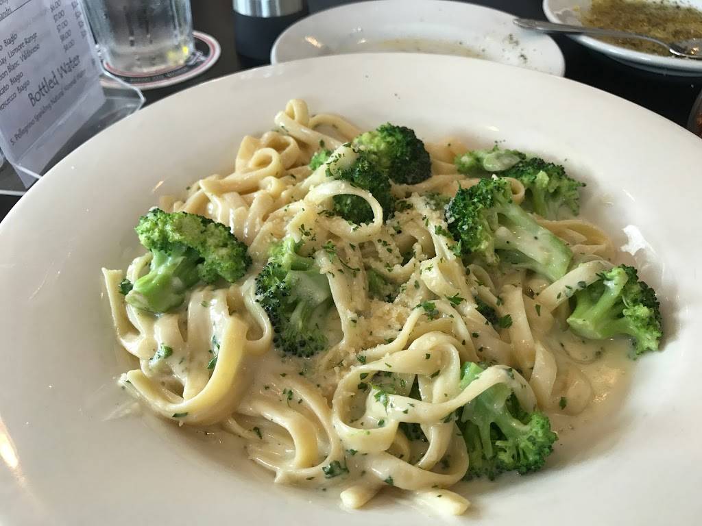 Mirabitos Italian | restaurant | 40 Sugar Creek Ln, North Liberty, IA 52317, USA | 3194591342 OR +1 319-459-1342