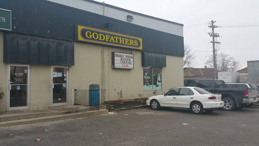 Godfathers Pizza - Forest | restaurant | 50 King St W, Forest, ON N0N 1J0, Canada | 5197865755 OR +1 519-786-5755