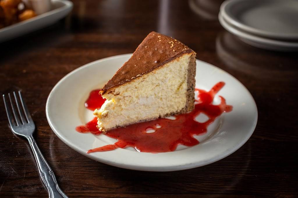 The Piggery | restaurant | 1625 W Irving Park Rd, Chicago, IL 60613, USA | 7732817447 OR +1 773-281-7447