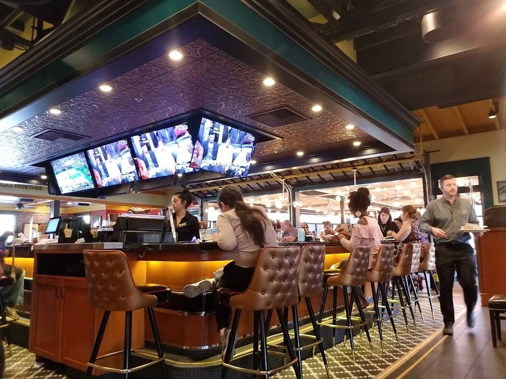 Lucilles Smokehouse Bar-B-Que | restaurant | 1870 Montebello Town Center Drive, Rosemead, CA 91770, USA | 3237267427 OR +1 323-726-7427