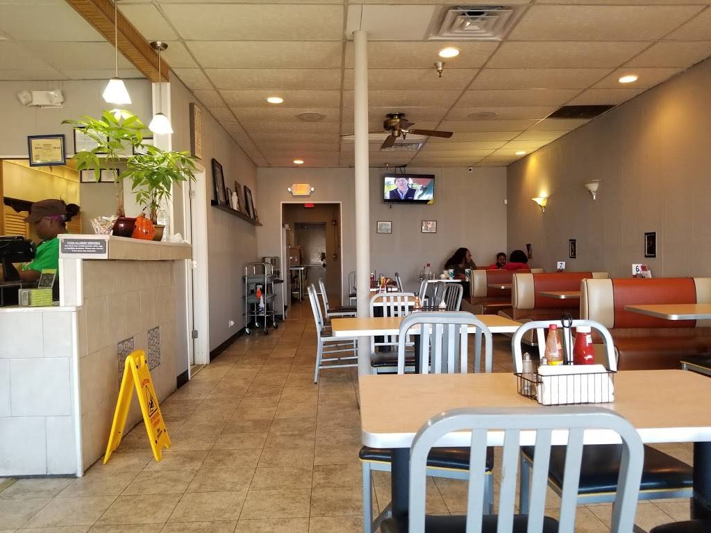 Mandys Soul Food Kitchen | restaurant | 431 N Bolingbrook Dr, Bolingbrook, IL 60440, USA | 6304857291 OR +1 630-485-7291