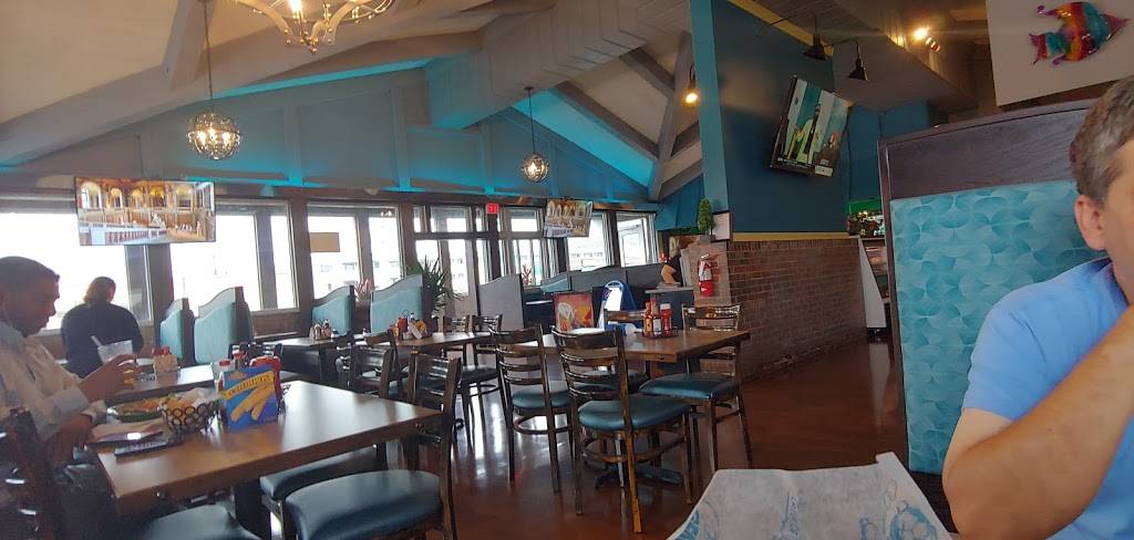 La Riviera Marisqueria | restaurant | 1310 W Sugar Creek Rd, Charlotte, NC 28262, USA | 7045982215 OR +1 704-598-2215