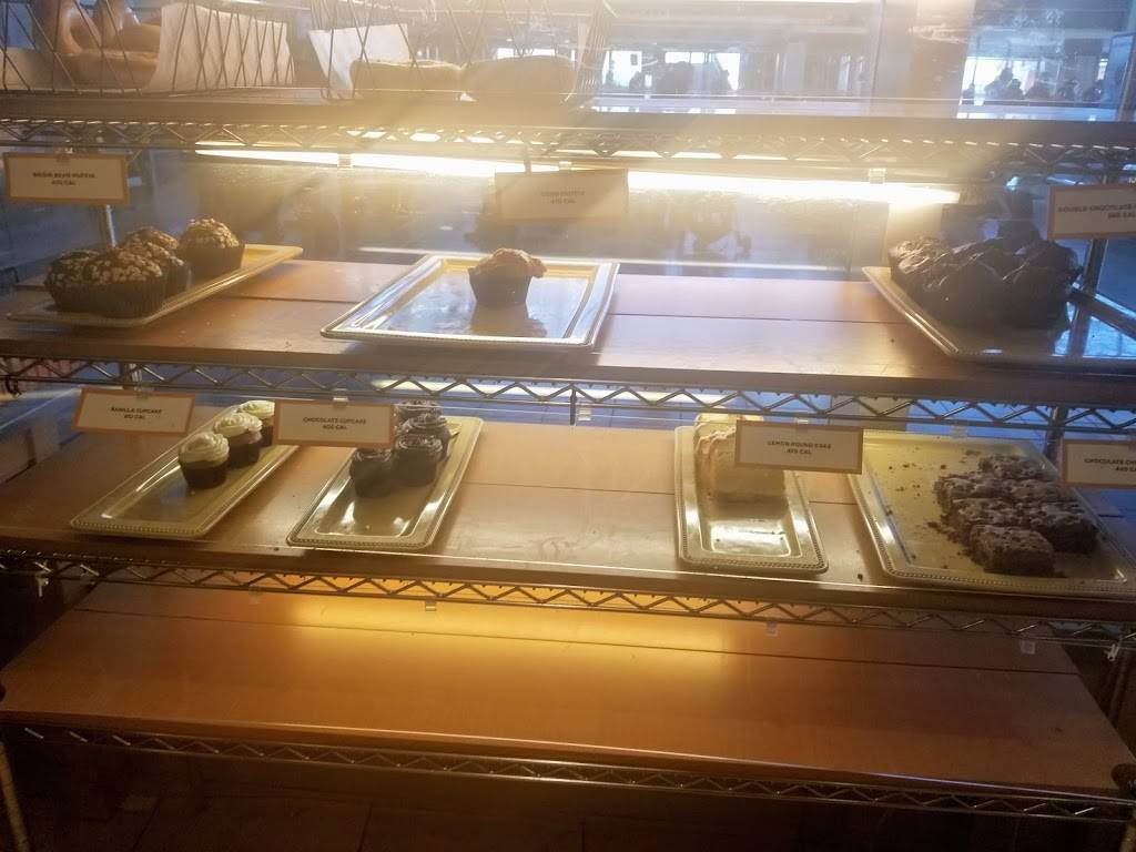 Au Bon Pain | restaurant | One Bay St, Staten Island, NY 10301, USA | 7184200846 OR +1 718-420-0846