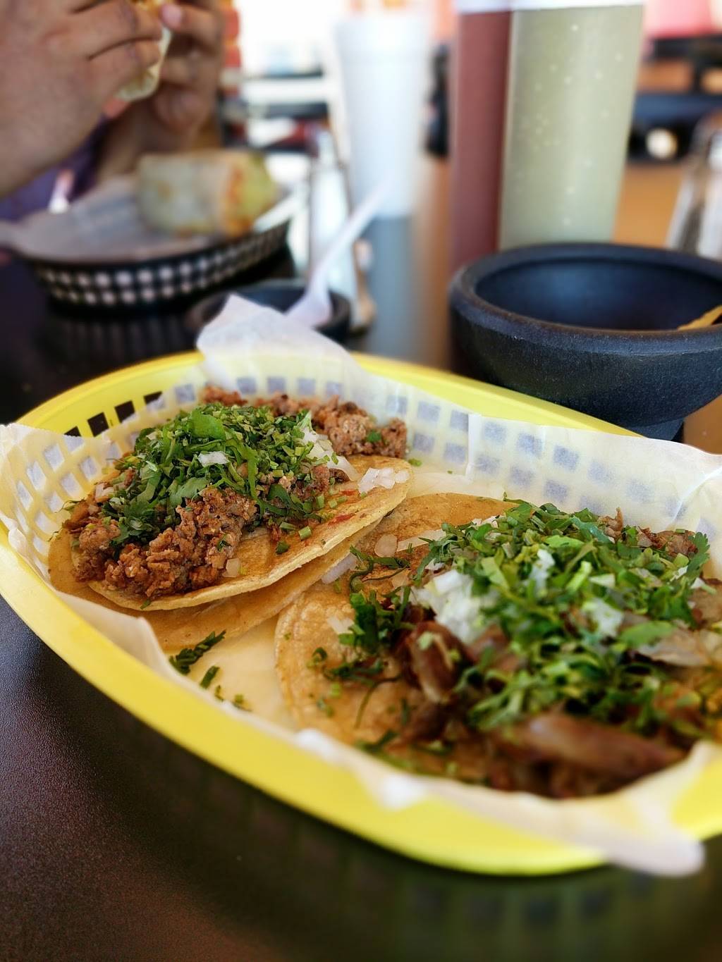 Mi Casa Restaurant | restaurant | 1720 N Main St, Wheaton, IL 60187, USA | 6306684774 OR +1 630-668-4774