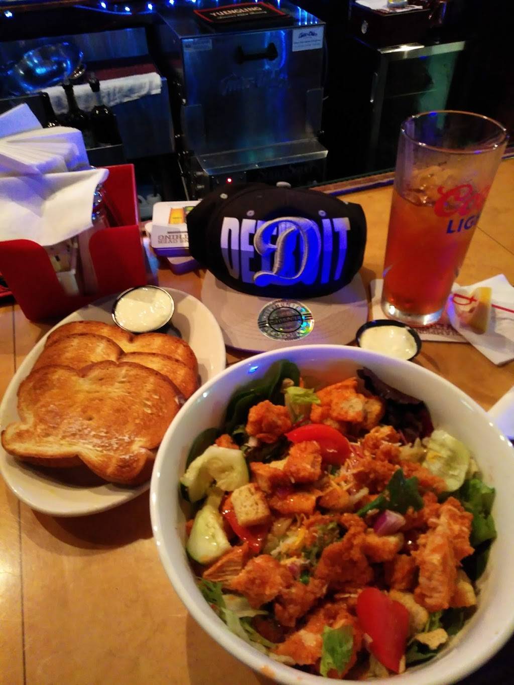 Gillys Sports Bar | restaurant | 4343 Dunwoody Park, Atlanta, GA 30338, USA | 7708172789 OR +1 770-817-2789