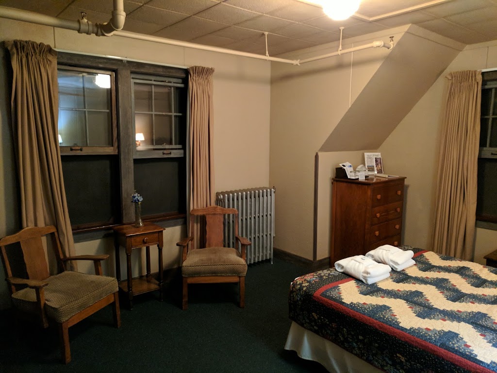 Chateau at the Oregon Caves | restaurant | 20000 Caves Hwy, Cave Junction, OR 97523, USA | 5415923400 OR +1 541-592-3400