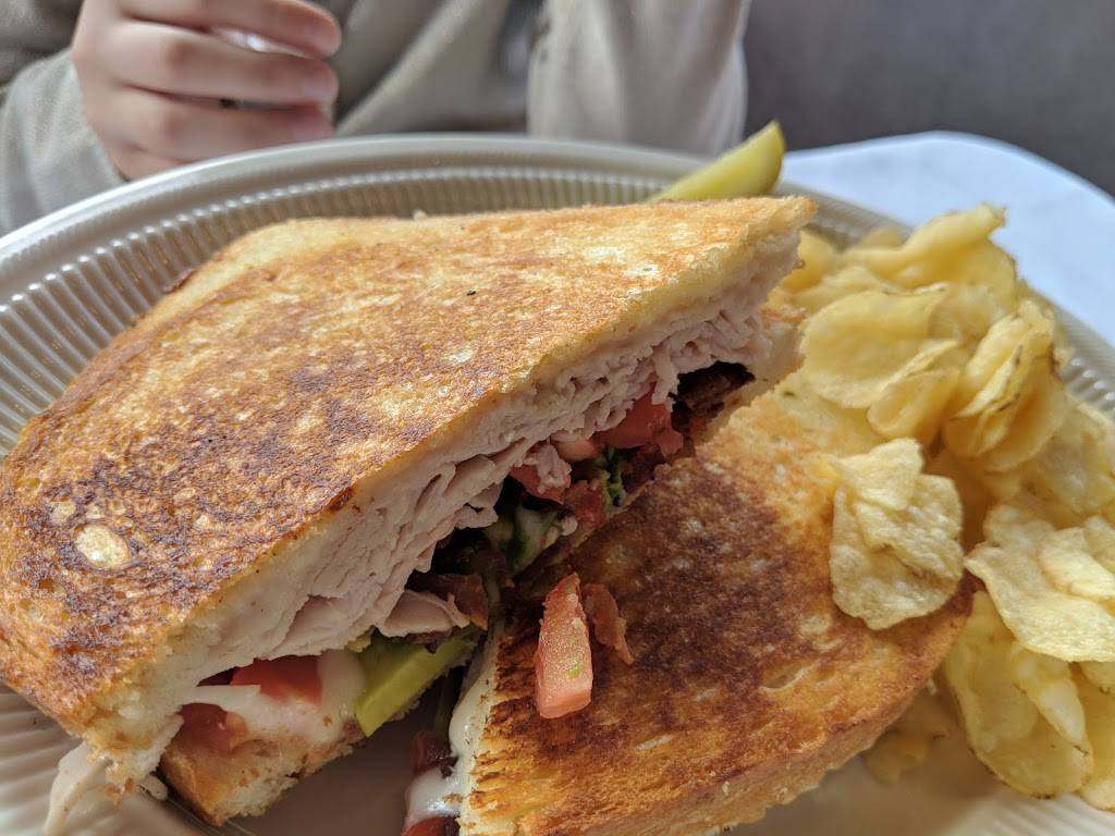 North End Bistro | restaurant | 1361 Elm St, Manchester, NH 03101, USA | 6032323527 OR +1 603-232-3527