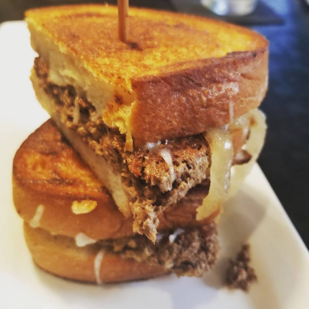 Rosie OGradys | night club | 279 W Nine Mile Rd, Ferndale, MI 48220, USA | 2485919163 OR +1 248-591-9163