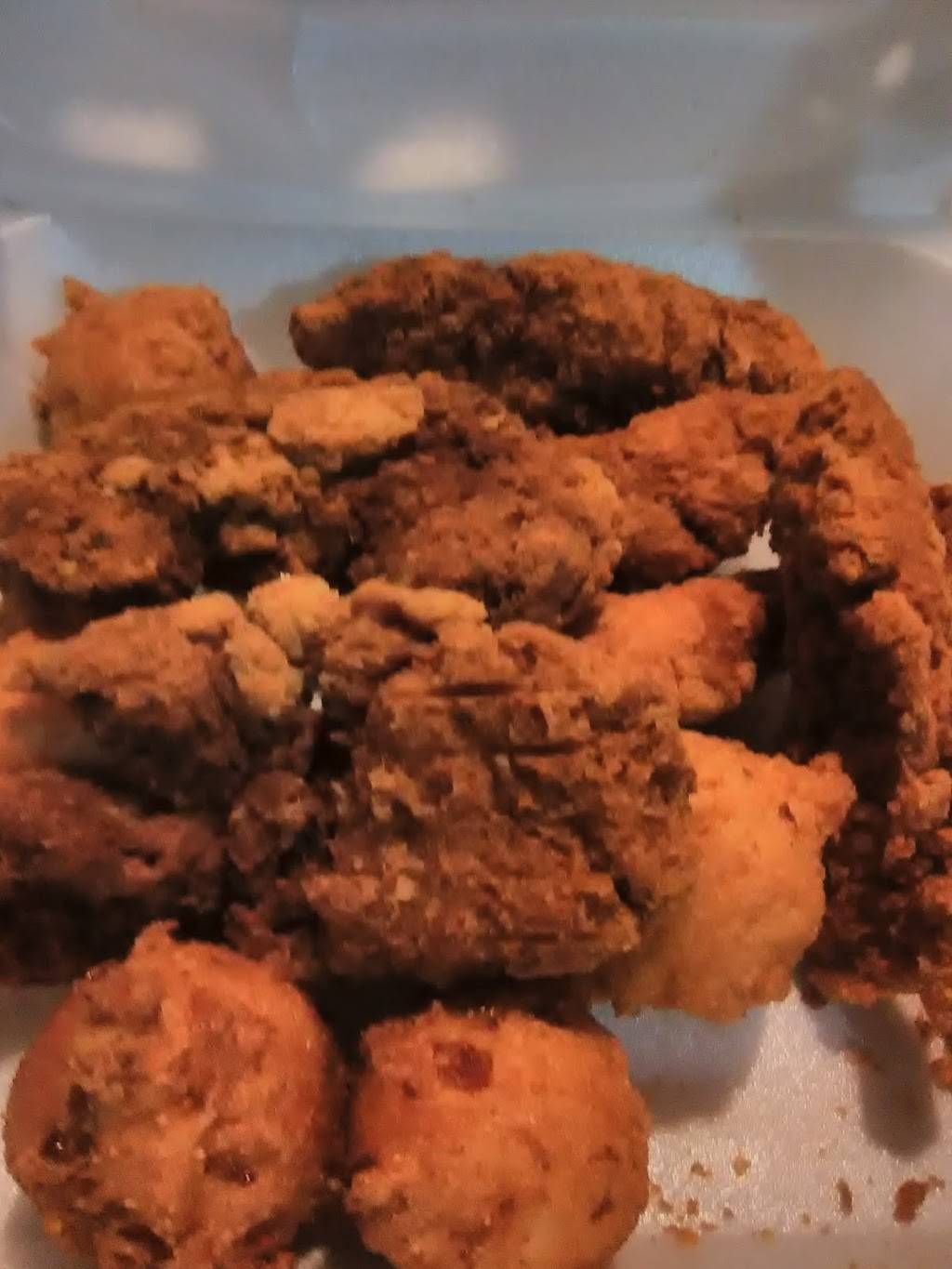 Captain Ds | restaurant | 5130 Ashley Phosphate Rd, Charleston, SC 29418, USA | 8435521107 OR +1 843-552-1107