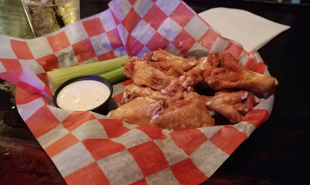 Mothers Bar & Grille | restaurant | 3 Lehns Ct, Easton, PA 18042, USA | 6102531012 OR +1 610-253-1012