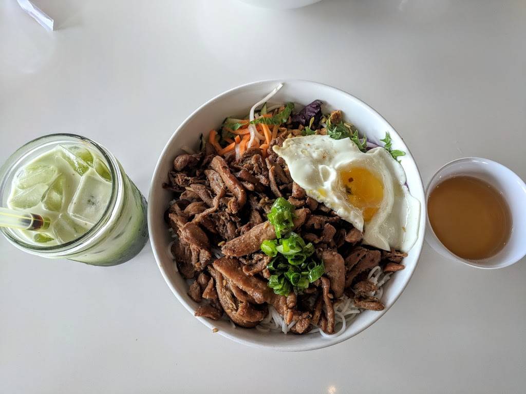 Pho Please | restaurant | 1920 E Riverside Dr, Austin, TX 78741, USA | 5123549779 OR +1 512-354-9779