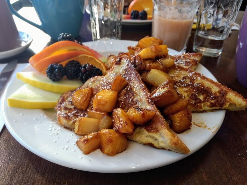 Le Lendemain dveille | restaurant | 7467 Rue St-Hubert, Montréal, QC H2R 2N5, Canada | 5142718484 OR +1 514-271-8484