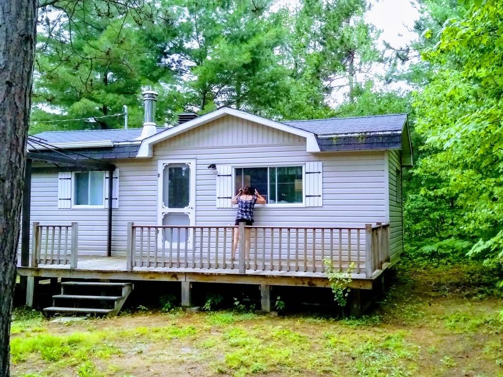 Chez Rainville | restaurant | 50 Chemin Rainville, Grand-Remous, QC J0W 1E0, Canada | 8194385258 OR +1 819-438-5258