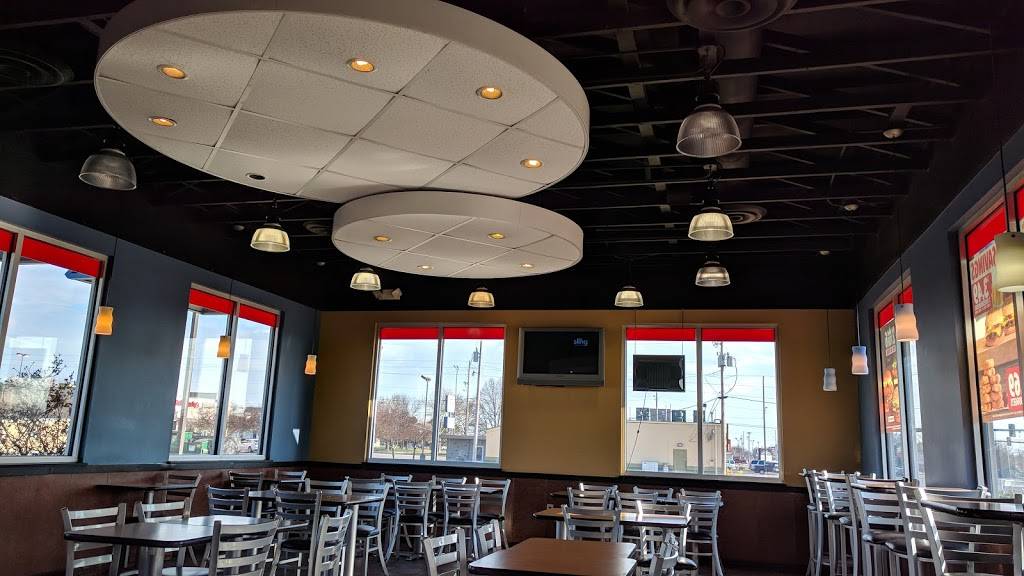 Burger King | restaurant | 740 N Tyler Rd, Wichita, KS 67212, USA | 3169418198 OR +1 316-941-8198