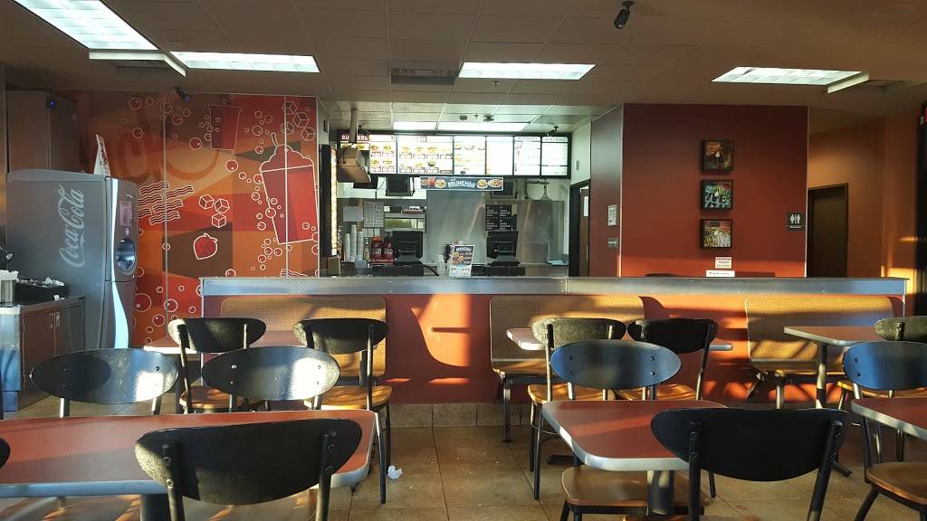 Jack in the Box | restaurant | 2330 E Baseline Rd, Phoenix, AZ 85042, USA | 6022435585 OR +1 602-243-5585