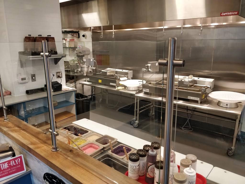 Duck Donuts Made To Order Donuts And Thrifty Ice Cream | bakery | 2222 Michelson Dr #200, Irvine, CA 92612, USA | 9497346900 OR +1 949-734-6900