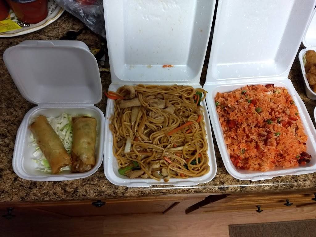 Pedeltweezers Chinese & Pizza | restaurant | 20265 74th Ave NE # 101, Arlington, WA 98223, USA | 3604038382 OR +1 360-403-8382