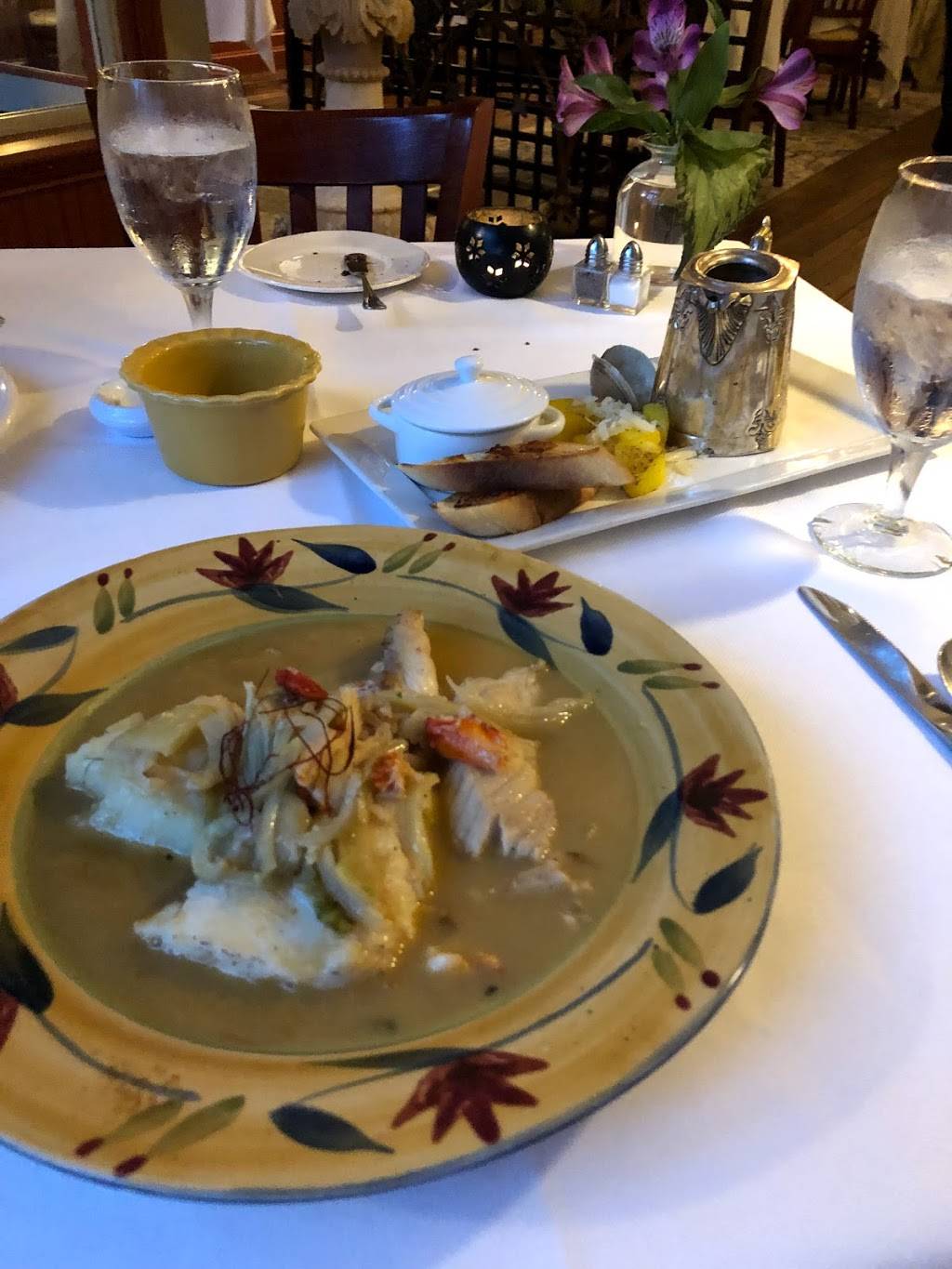 Restaurant Rochambeau | restaurant | 115 S Main St, Gordonsville, VA 22942, USA | 5408320130 OR +1 540-832-0130