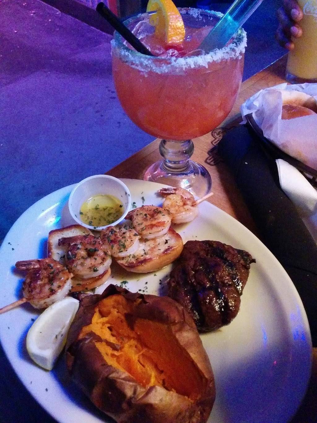 Texas Roadhouse | restaurant | 100 Highway 332 West Suite 1126, Lake Jackson, TX 77566, USA | 9792997427 OR +1 979-299-7427