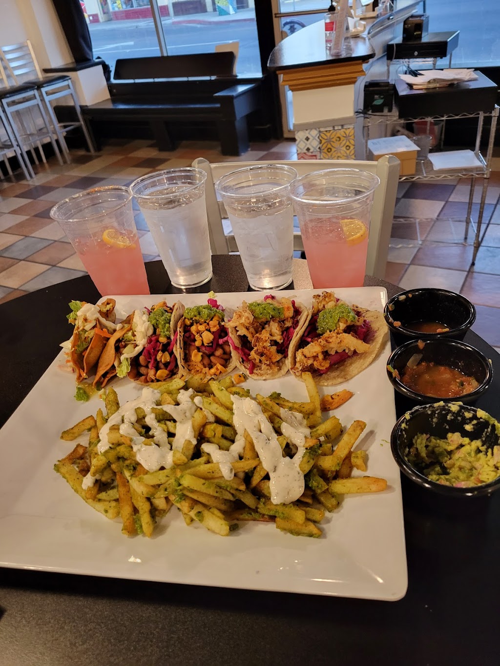 CDT Cocina | restaurant | 805 E Olive Ave, Fresno, CA 93728, USA | 5595414656 OR +1 559-541-4656