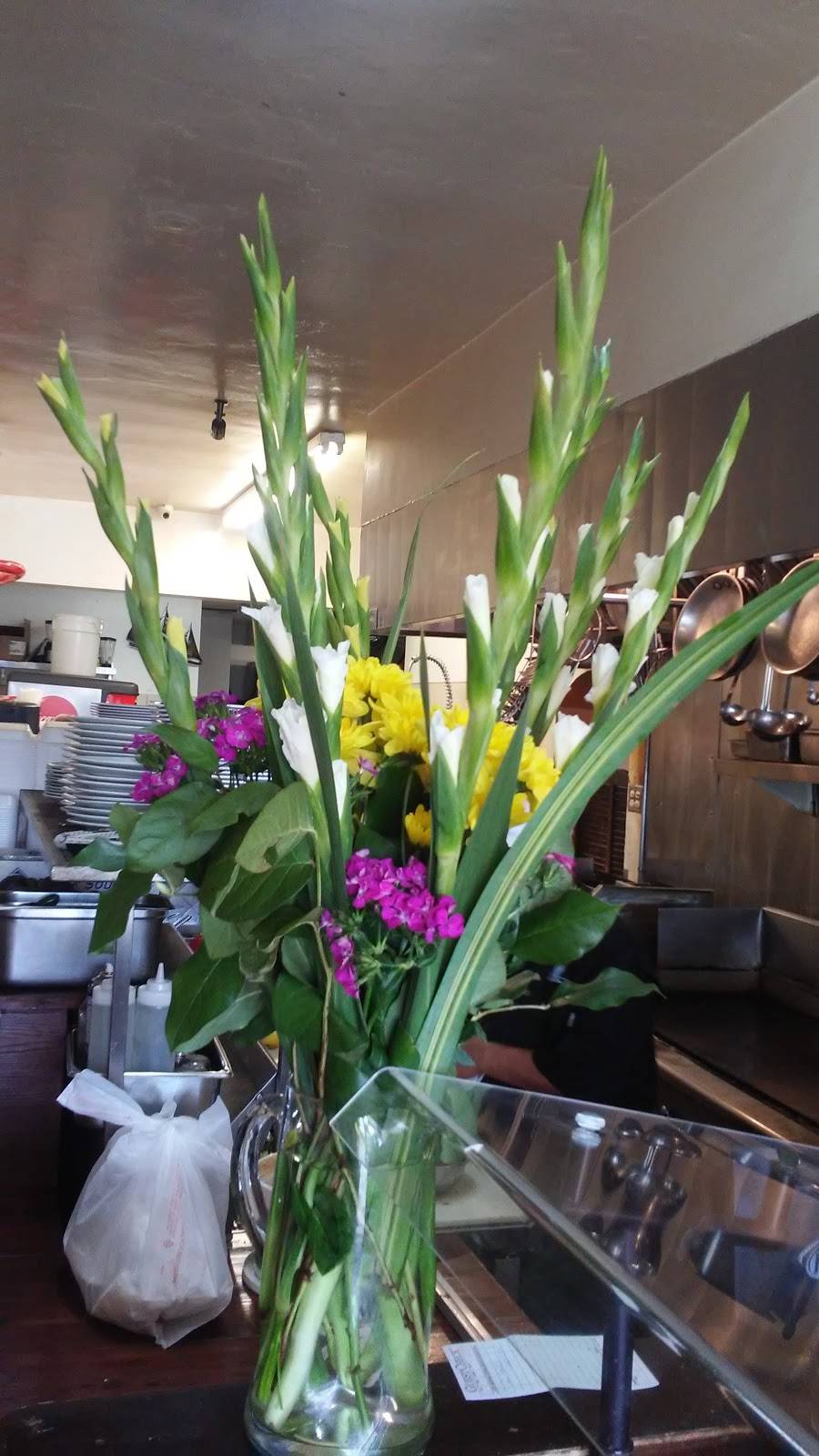 Cesars Place | restaurant | 712 N Milpas St, Santa Barbara, CA 93103, USA | 8058840964 OR +1 805-884-0964