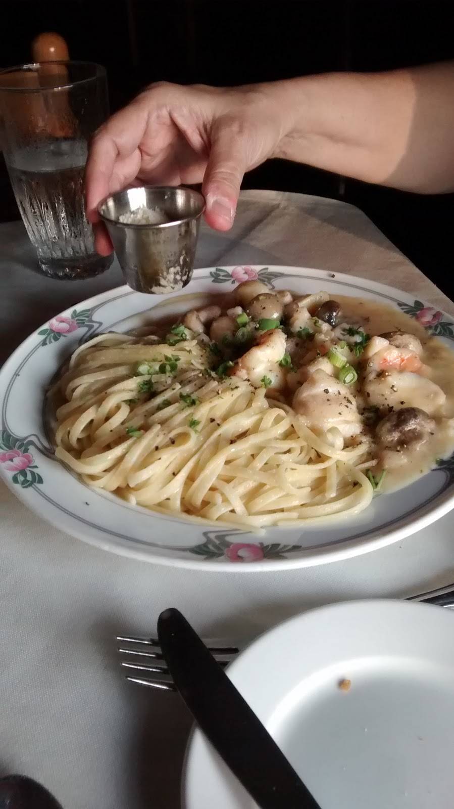 Le Pavillon | restaurant | 45 San Marco Ave, St. Augustine, FL 32084, USA | 9048246202 OR +1 904-824-6202