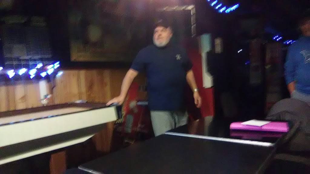 Dedics Bar & Grill | restaurant | 5997 M-52, Owosso, MI 48867, USA | 9897255004 OR +1 989-725-5004