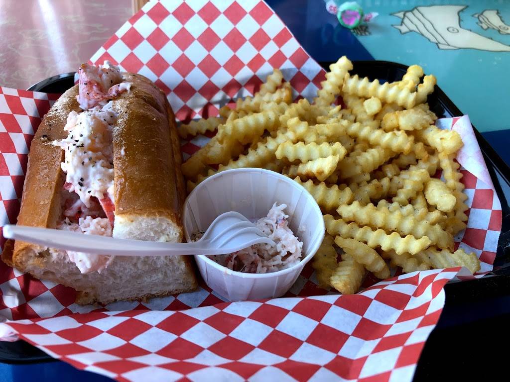 Maine-ly Sandwiches | restaurant | 7620 Katy Fwy #225, Houston, TX 77024, USA | 7136770771 OR +1 713-677-0771