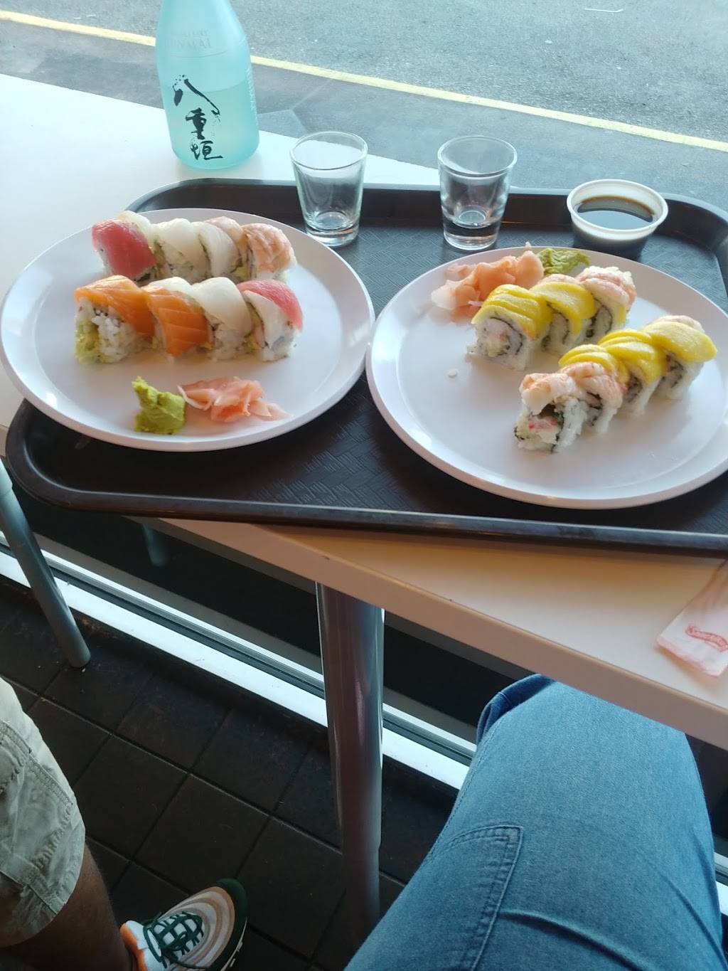 Sushiology I-Drive Universal | restaurant | 6400 International Dr, Orlando, FL 32819, USA | 4073450245 OR +1 407-345-0245