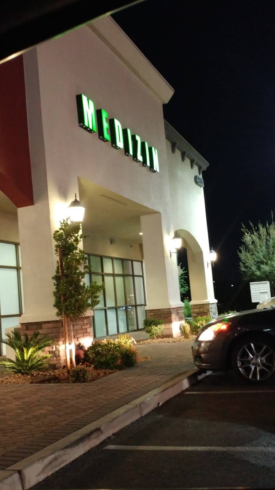 Cafe Berlin | restaurant | 4850 W Sunset Rd #100-105, Las Vegas, NV 89118, USA | 7028754605 OR +1 702-875-4605