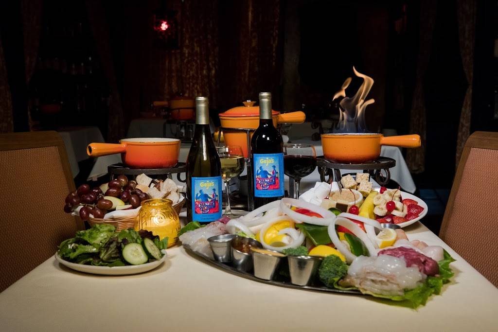 Gejas Cafe | restaurant | 340 W Armitage Ave, Chicago, IL 60614, USA | 7732819101 OR +1 773-281-9101