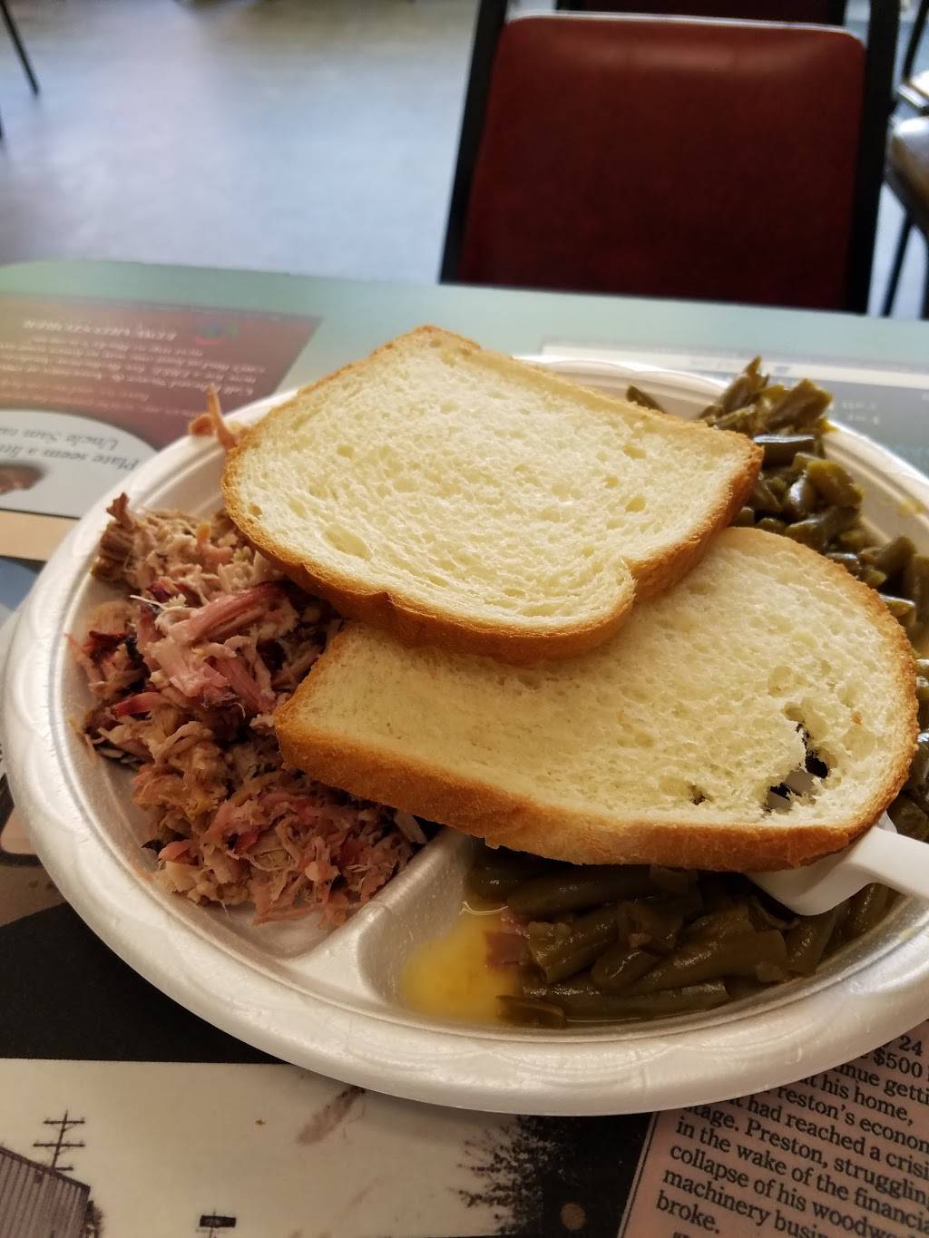 Buckys Bar-B-Q | restaurant | 1700 Roper Mountain Road, Greenville, SC 29615, USA | 8643290054 OR +1 864-329-0054