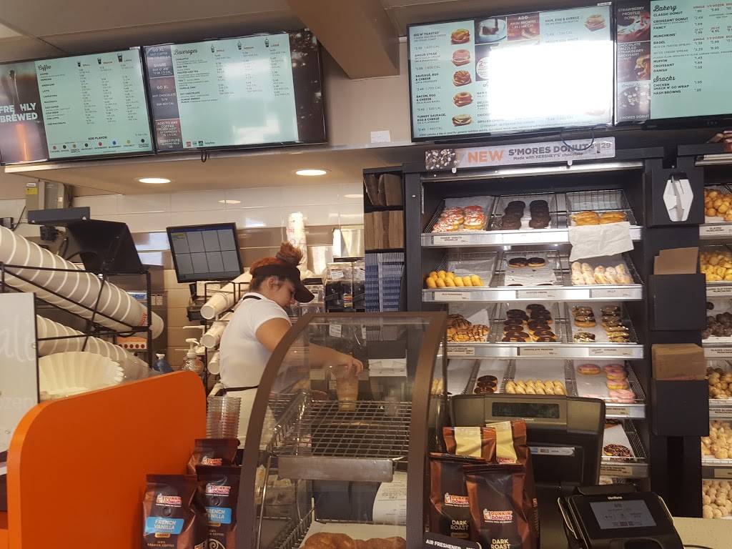 Dunkin | cafe | 3820 Ridge Rd, Highland, IN 46322, USA | 2199721262 OR +1 219-972-1262