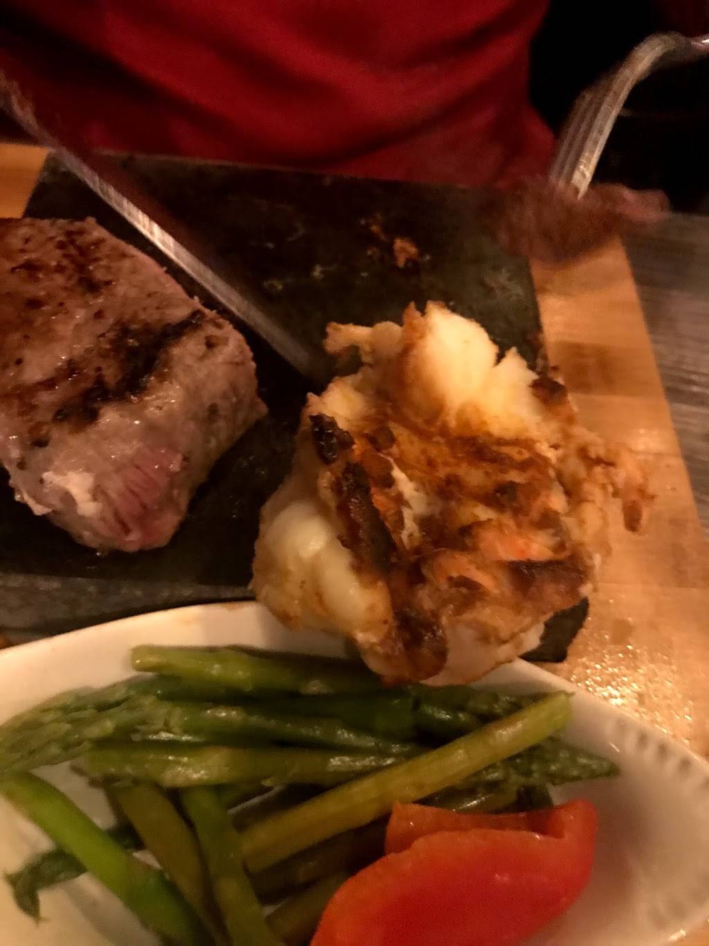 Lot 88 Kitchen | restaurant | 294 Memorial Ave, Orillia, ON L3V 5X9, Canada | 7053258088 OR +1 705-325-8088