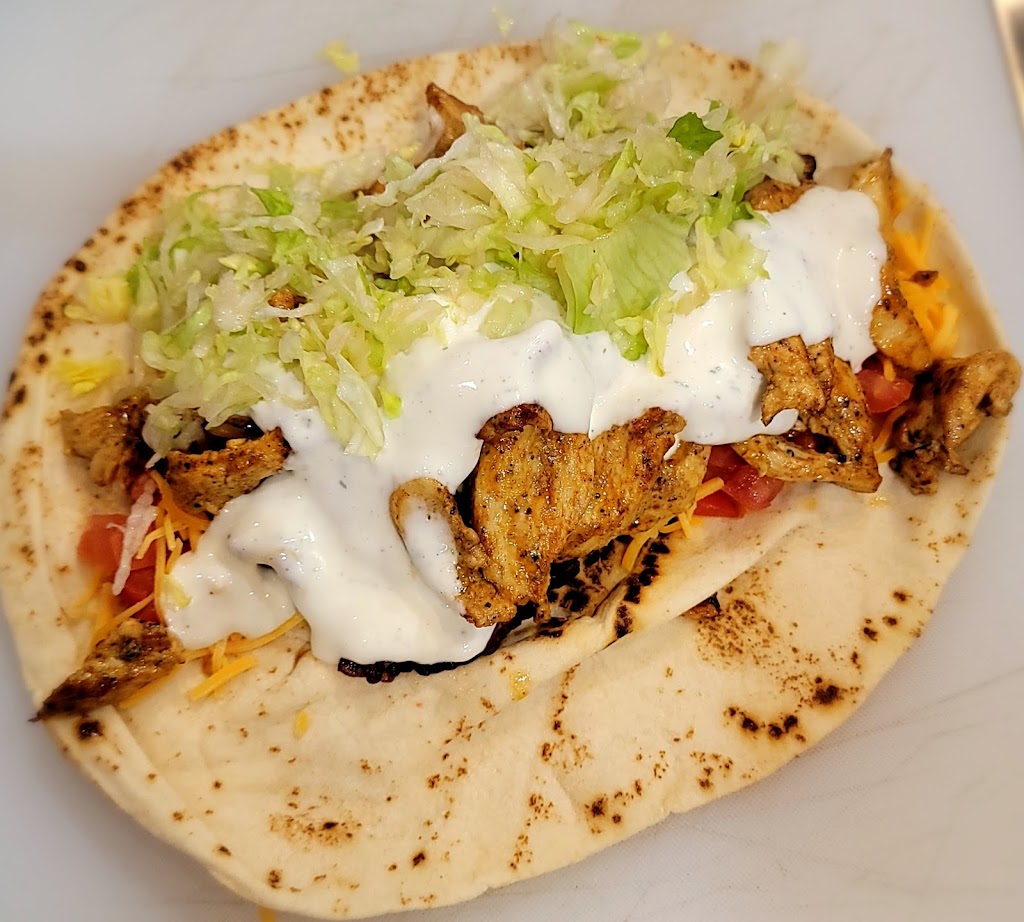 Pitaz Newbo | restaurant | 1100 3rd St SE, Cedar Rapids, IA 52401, USA | 3197778944 OR +1 319-777-8944