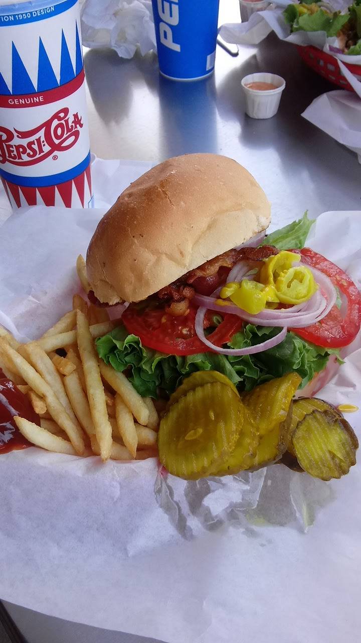Big Chico Burger | restaurant | 1550 East Ave, Chico, CA 95926, USA | 5308916100 OR +1 530-891-6100