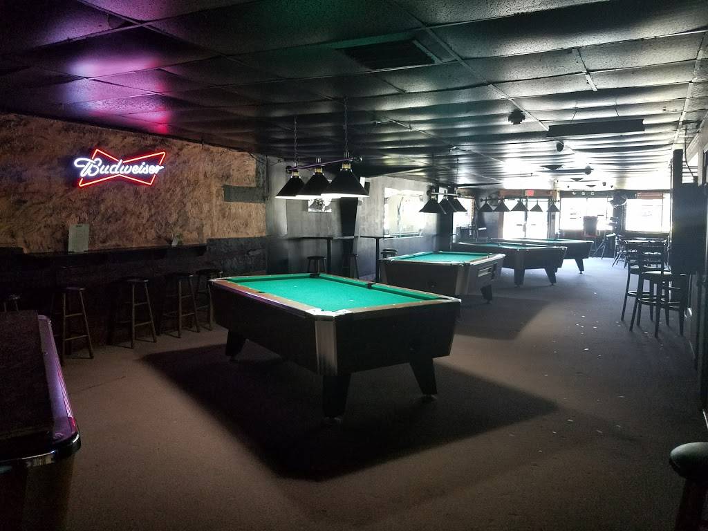 Kirbys Bar & Grill | restaurant | 2460 Stickney Point Rd, Sarasota, FL 34231, USA | 9419223777 OR +1 941-922-3777