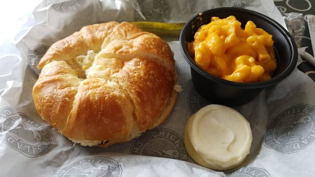 Chicken Salad Chick | restaurant | 4088 Watson Blvd #600, Warner Robins, GA 31093, USA | 4783333592 OR +1 478-333-3592