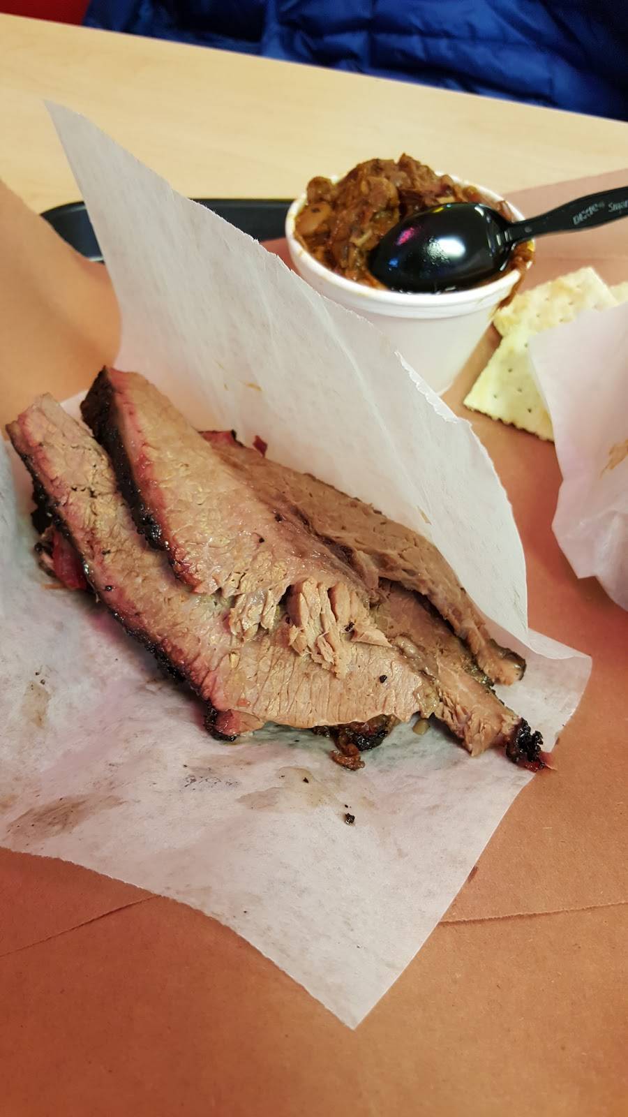 Hays County Barbeque Restaurant | restaurant | 1612 S Interstate 35, San Marcos, TX 78666, USA | 5123926000 OR +1 512-392-6000